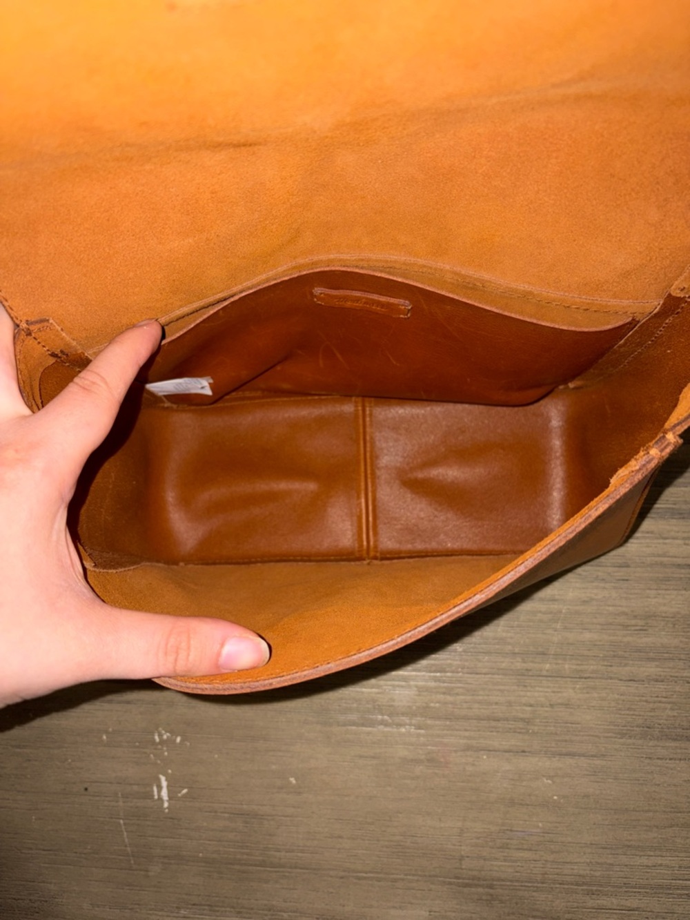 Madewell The Abroad Shoulder Bag Tan Leather Crossbody Shoulder Bag - Picture 13 of 13
